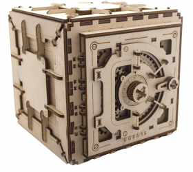 Ugears Mechanical Model Kit / Wooden Pieces / Unique 3D Design / Safe